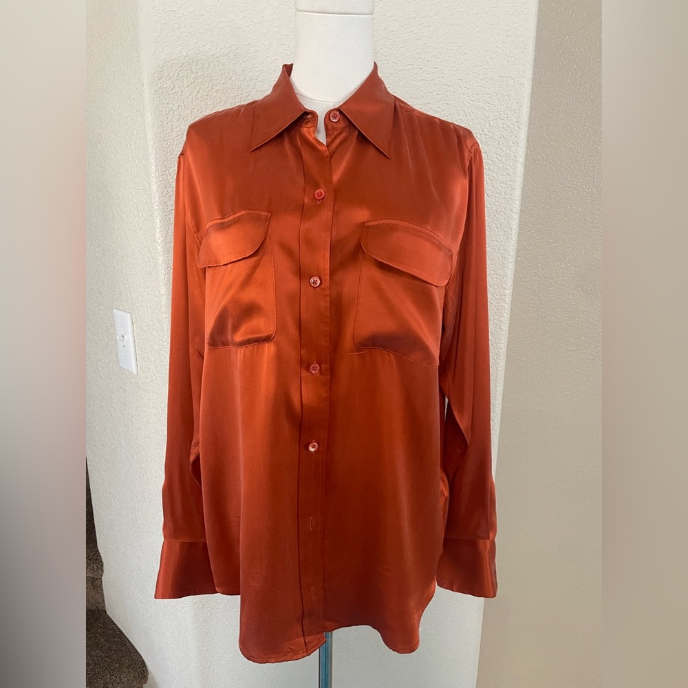 Equipment Femme Silk Button-Up Blouse Rust Orange Size M